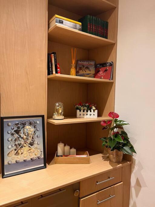 Piso Centrico Y Acogedor Apartment Figueres  Ngoại thất bức ảnh
